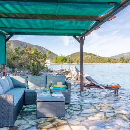 アパート Waterfront Oasis-1 By Interhome マリ・ストン