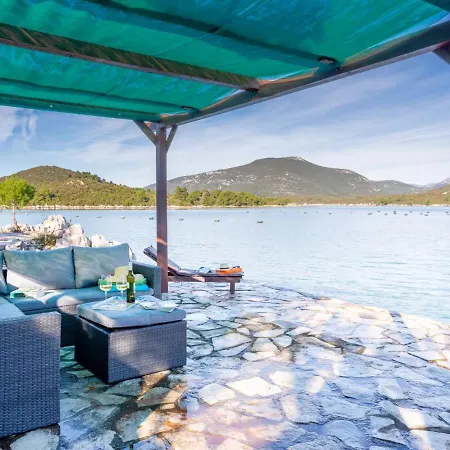 Waterfront Oasis-1 By Interhome Apartment