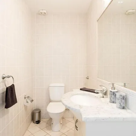 Waterfront Oasis-1 By Interhome アパート マリ・ストン